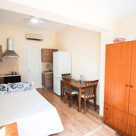 Moon-Light Studio Hotel Larnaca Eksteriør billede