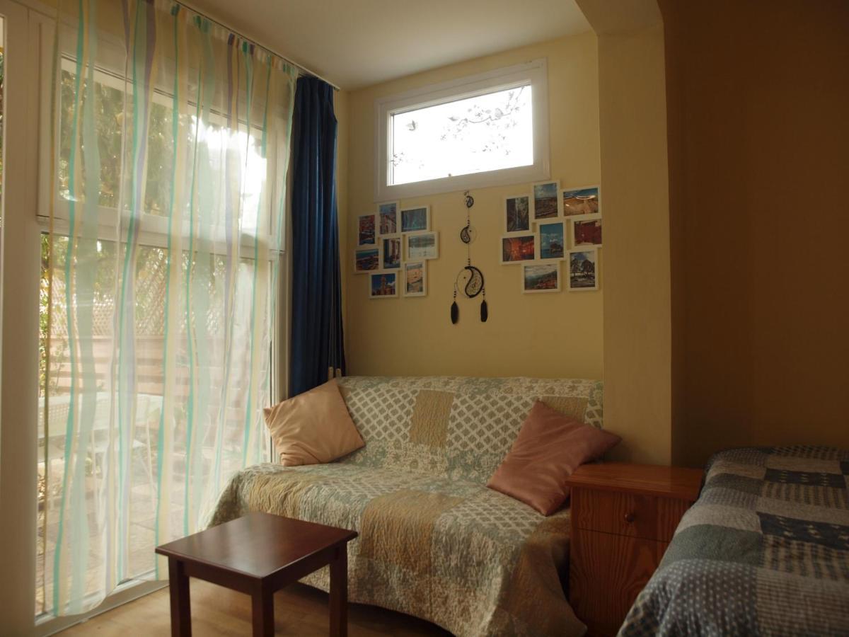 Moon-Light Studio Hotel Larnaca Eksteriør billede